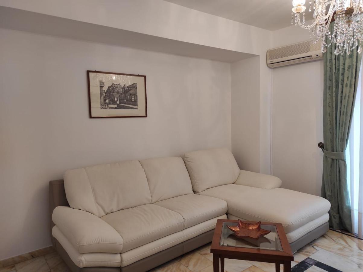 Casa Nupi Lejlighed Sant'Alessio Siculo Eksteriør billede